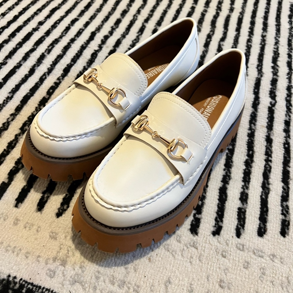 Brand new cushionaire loafers